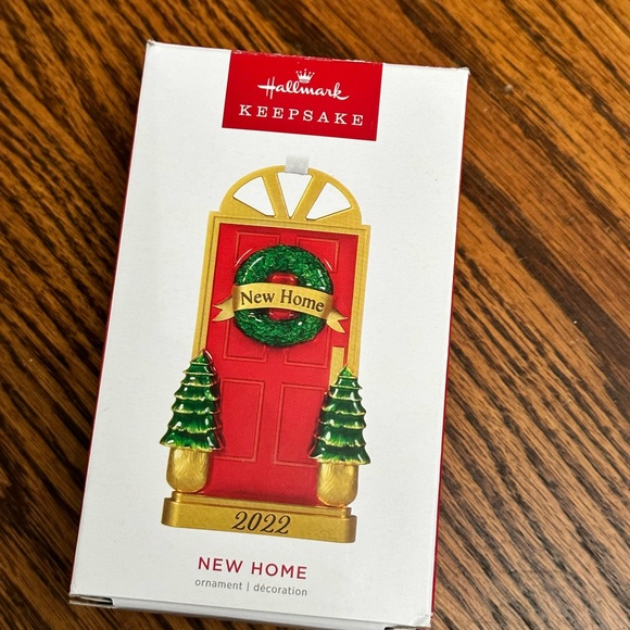 NIB Hallmark New Home Metal 2022 Hallmark Keepsake Christmas Ornament - Picture 3 of 4
